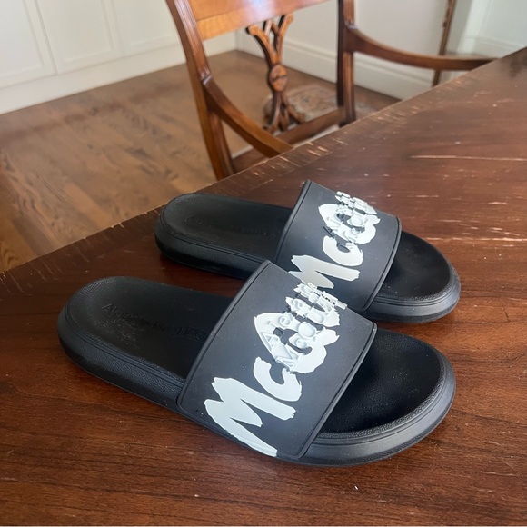 Alexander McQueen black and white graffiti slides sandals - Picture 3 of 5